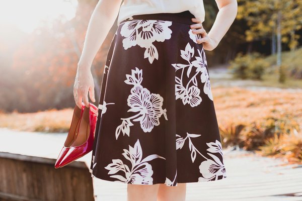 Can You Style a Tulle Midi Skirt for a Professional Environment Without Appearing Too Casual?